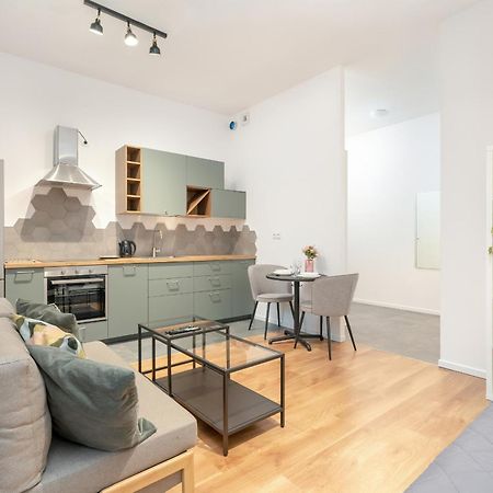 Cozy Studio With Balcony And Free Garage By Noclegi Renters Poznan Luaran gambar
