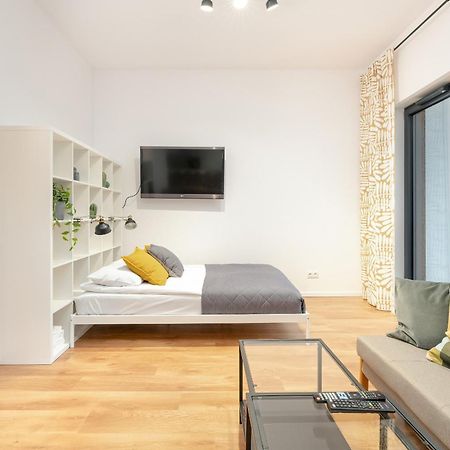 Cozy Studio With Balcony And Free Garage By Noclegi Renters Poznan Luaran gambar