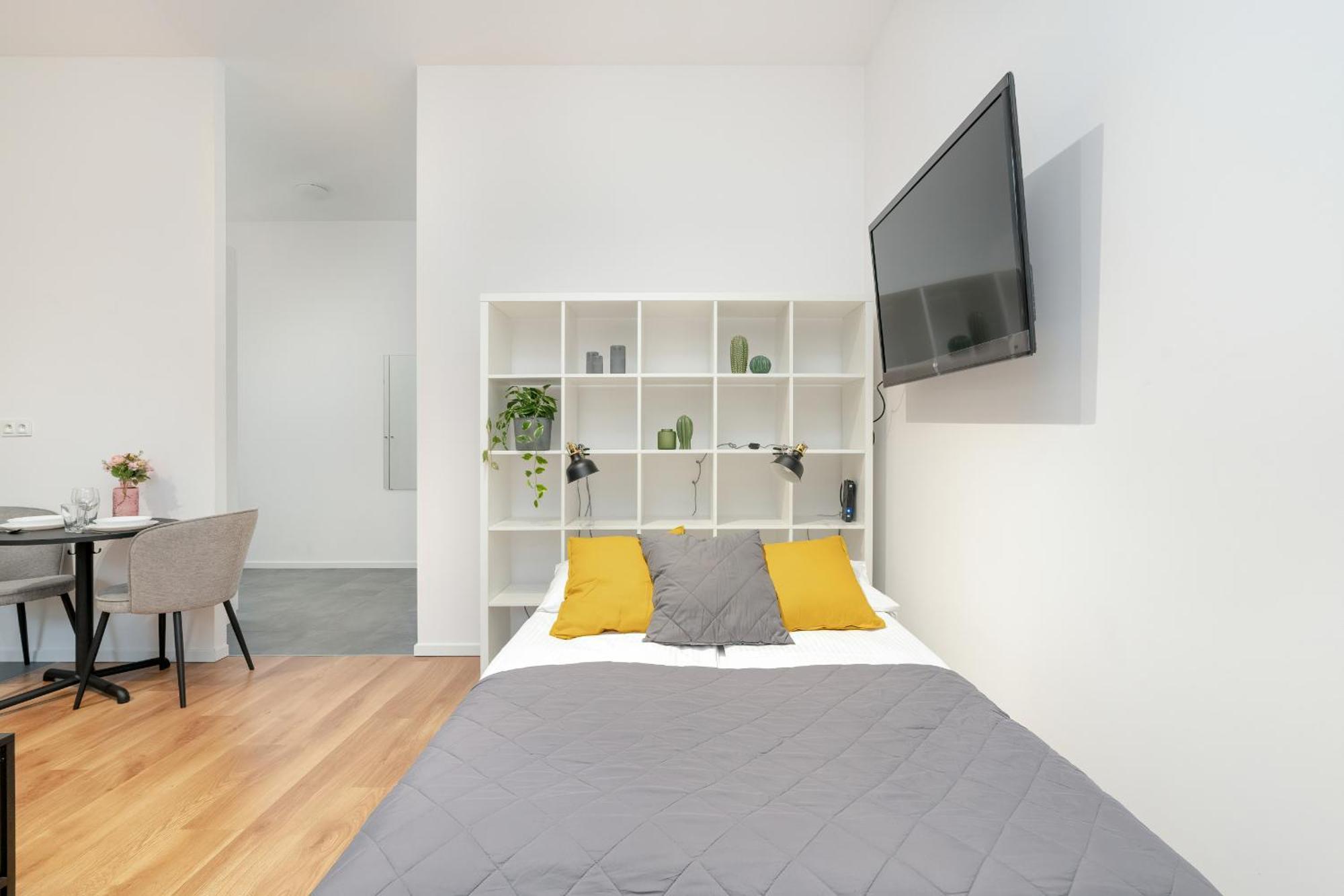 Cozy Studio With Balcony And Free Garage By Noclegi Renters Poznan Luaran gambar